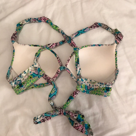 VICTORIAS SECRET push up bikini top - Picture 3 of 4